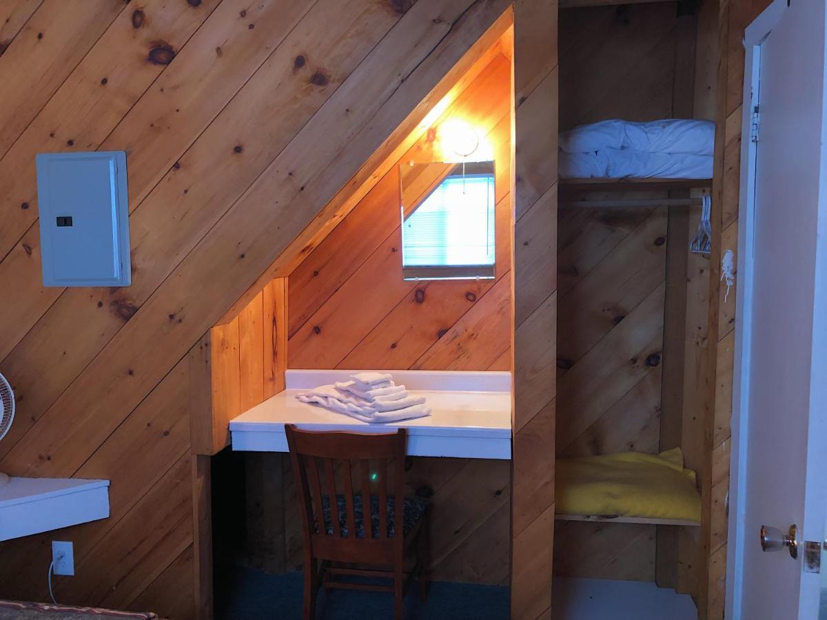 The Waterfront Motel Grand Barachois Bagian luar foto